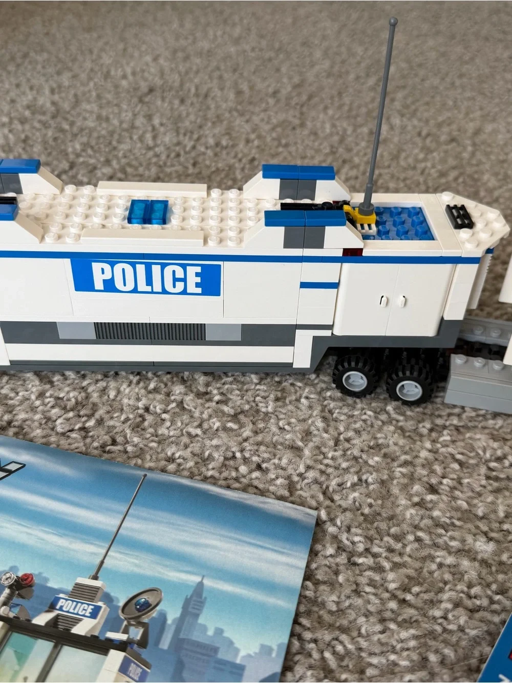 LEGO 7743 City Police Set